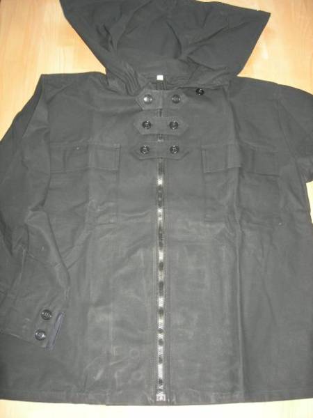 Kohtenstoffuja / RV-Kapuze / RV vorne